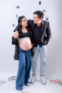 Album Mẹ Bầu